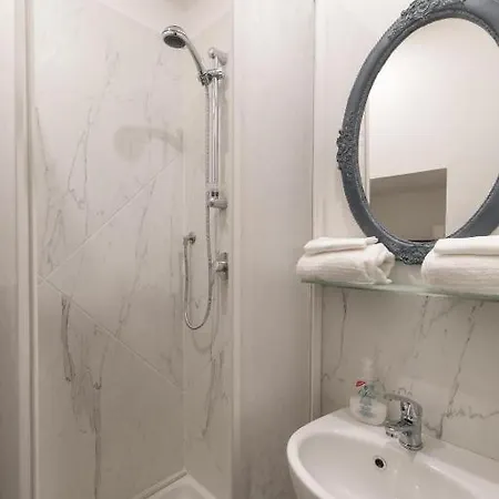 Апартаменты Guelfa Dream *